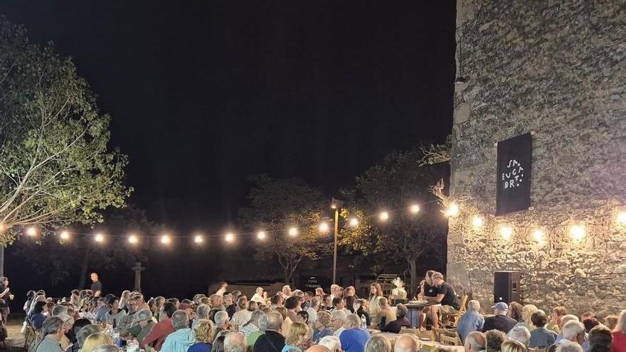 Àpats compartits, ioga al bosc i jocs de tota mena per la Festa Major de Santa Eugènia de Relat d'Avinyó