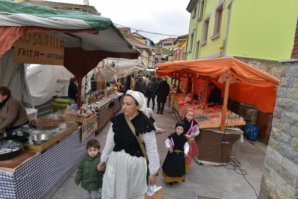 Mercáu Tradicional de La Caleya en Lena