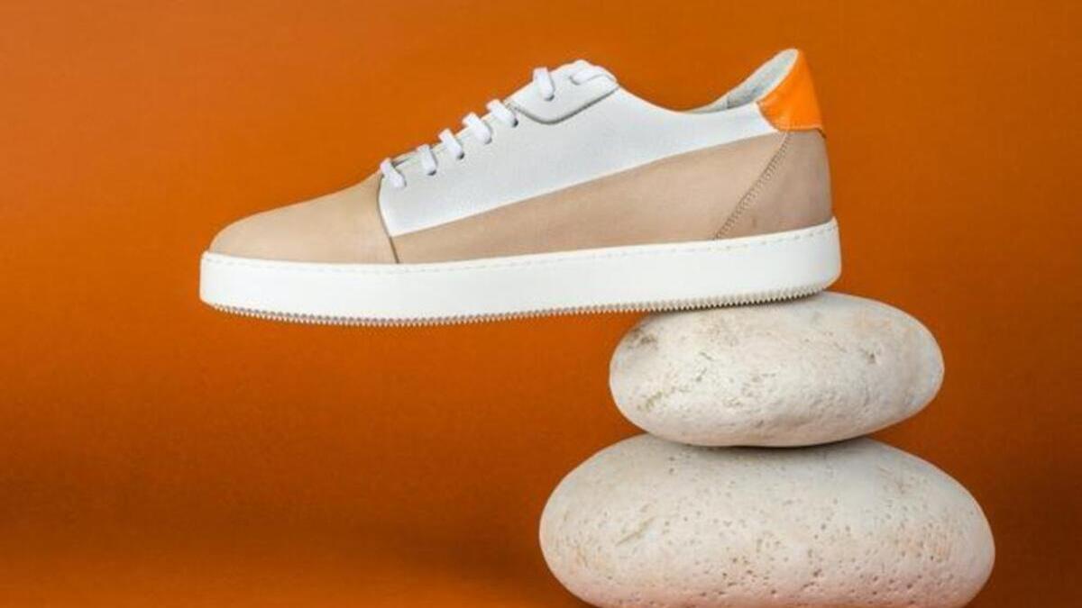 Las 10 mejores zapatillas blancas de hombre del mercado