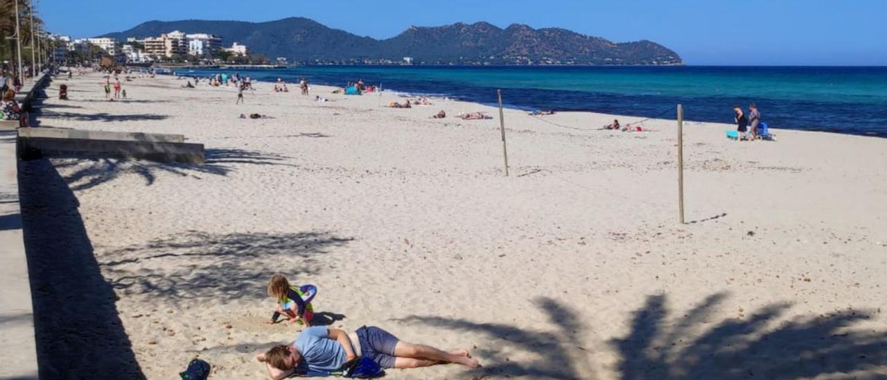 Panorámica de la playa de Cala Millor, en una imagen captada ayer por la tarde. | BIEL CAPÓ