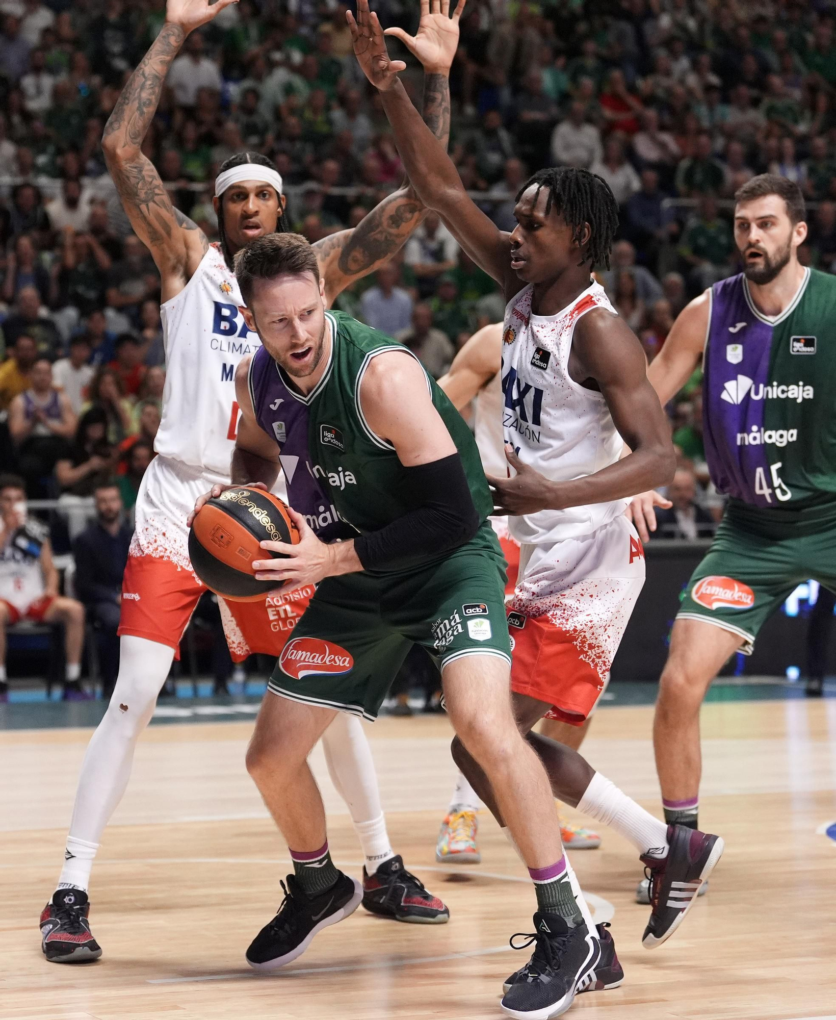 Unicaja-Baxi, en imatges