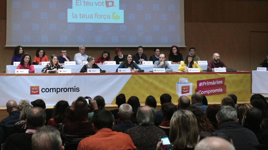 Cargos de Compromís en la «trobada» celebrada el pasado sábado para aprobar el reglamento.