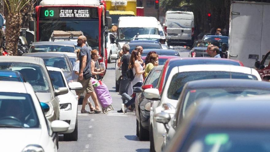 El cáncer de pulmón aparece ya en personas de 40 años por contaminación y microplásticos