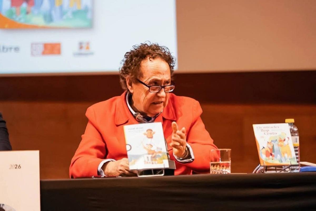 Manel Joan i Ariño, en un momento de la presentación de sus dos nuevas obras.