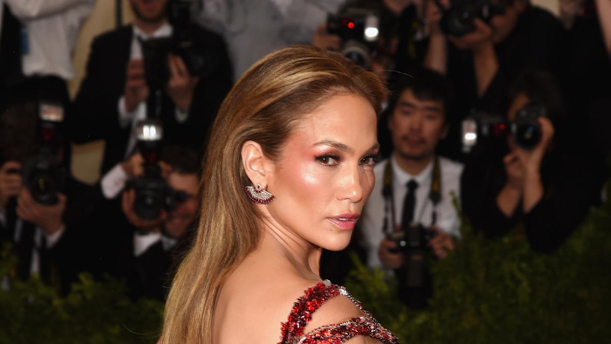 Jennifer Lopez en la gala Met 2015
