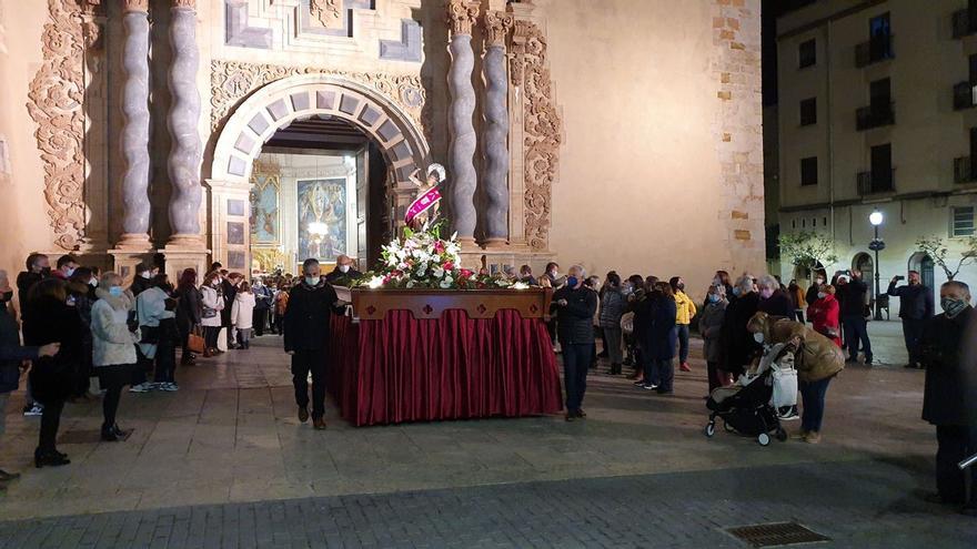 Sant Sebastianet recupera en Vinaròs la procesión y bendición del mar