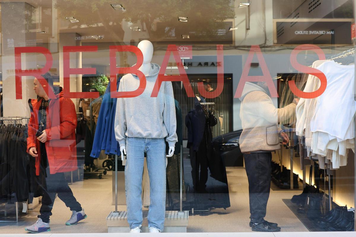 Mira aquí todas las fotos del primer día de rebajas en Ibiza