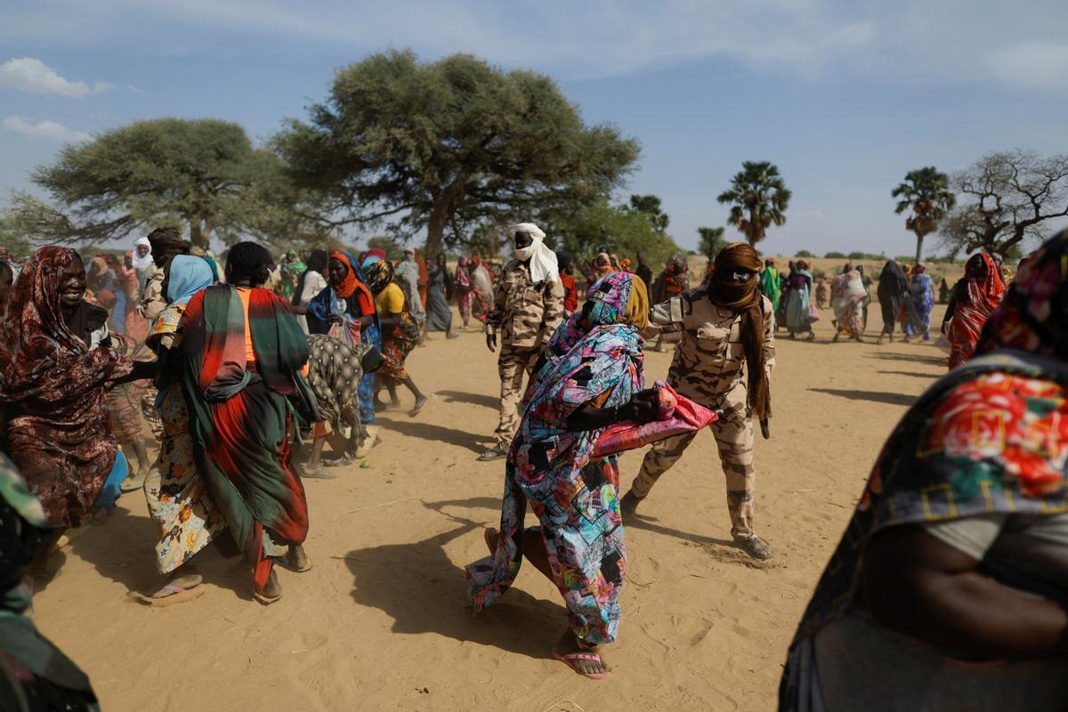 Refugiados sudaneses buscan asilo en El Chad