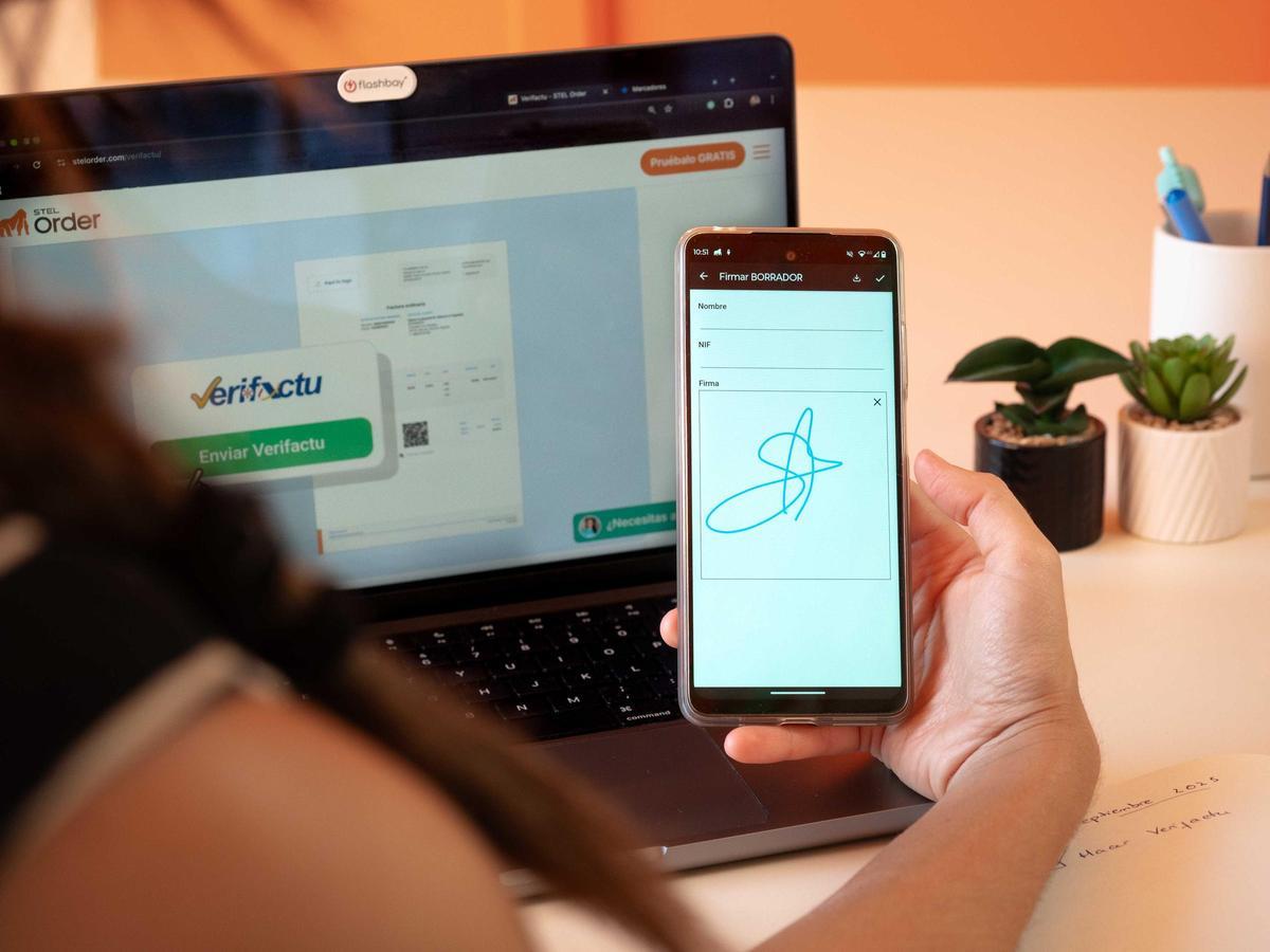El aplazamiento de Verifactu alivia la presión, pero la gestión diaria sigue marcando la diferencia entre sobrevivir o crecer.