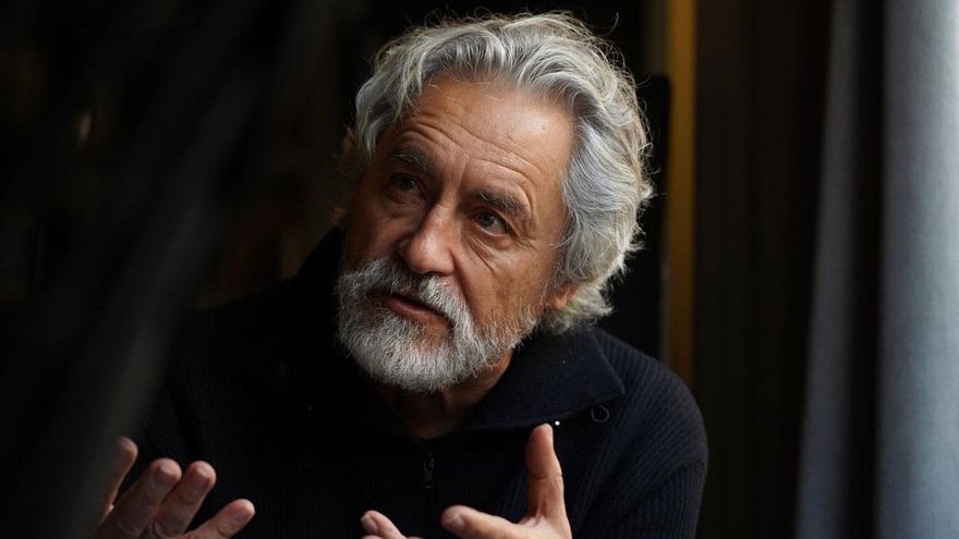 Rivas: «Un titular es como un verso»