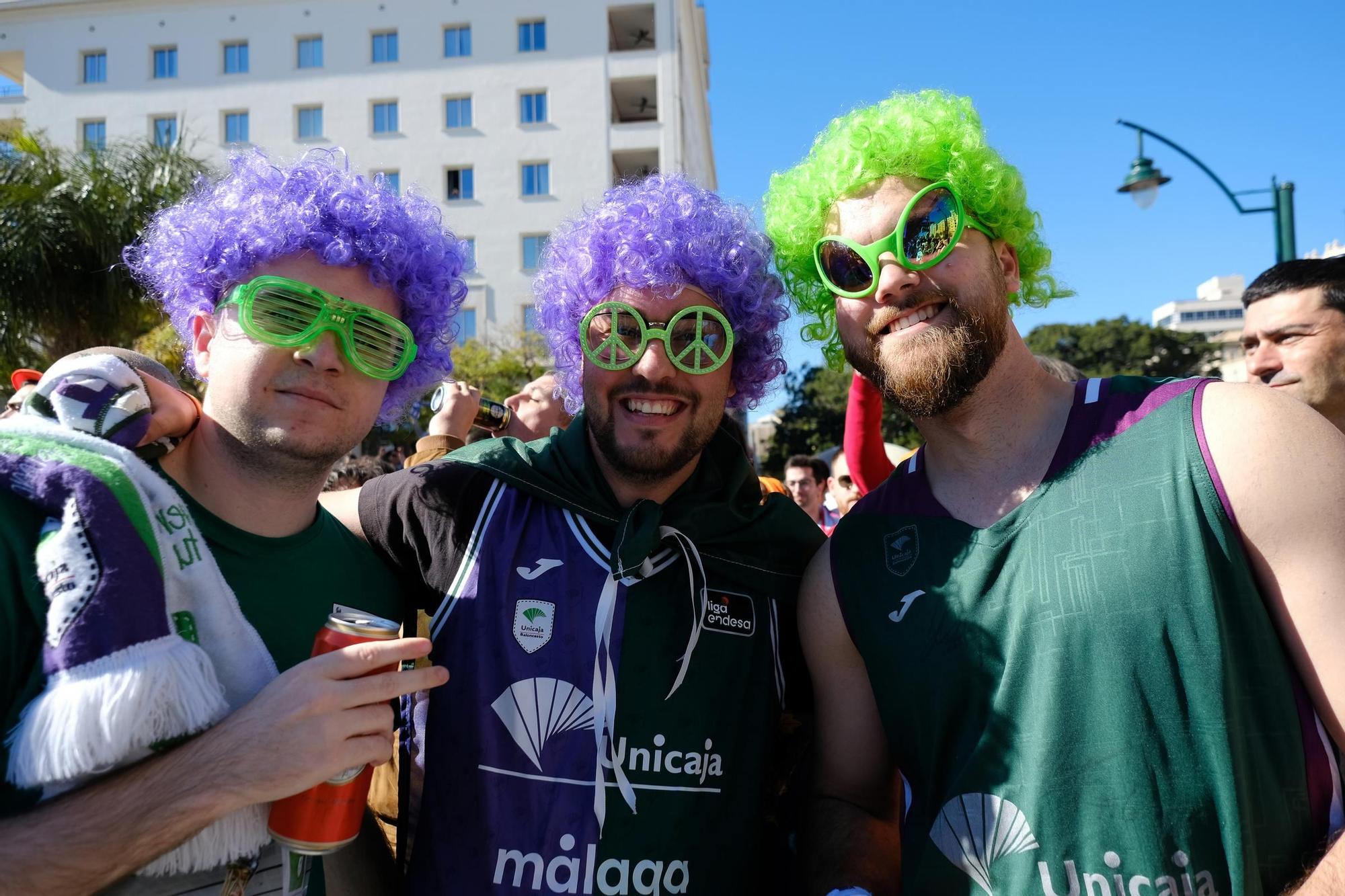 Las aficiones de la Copa toman el centro de Málaga