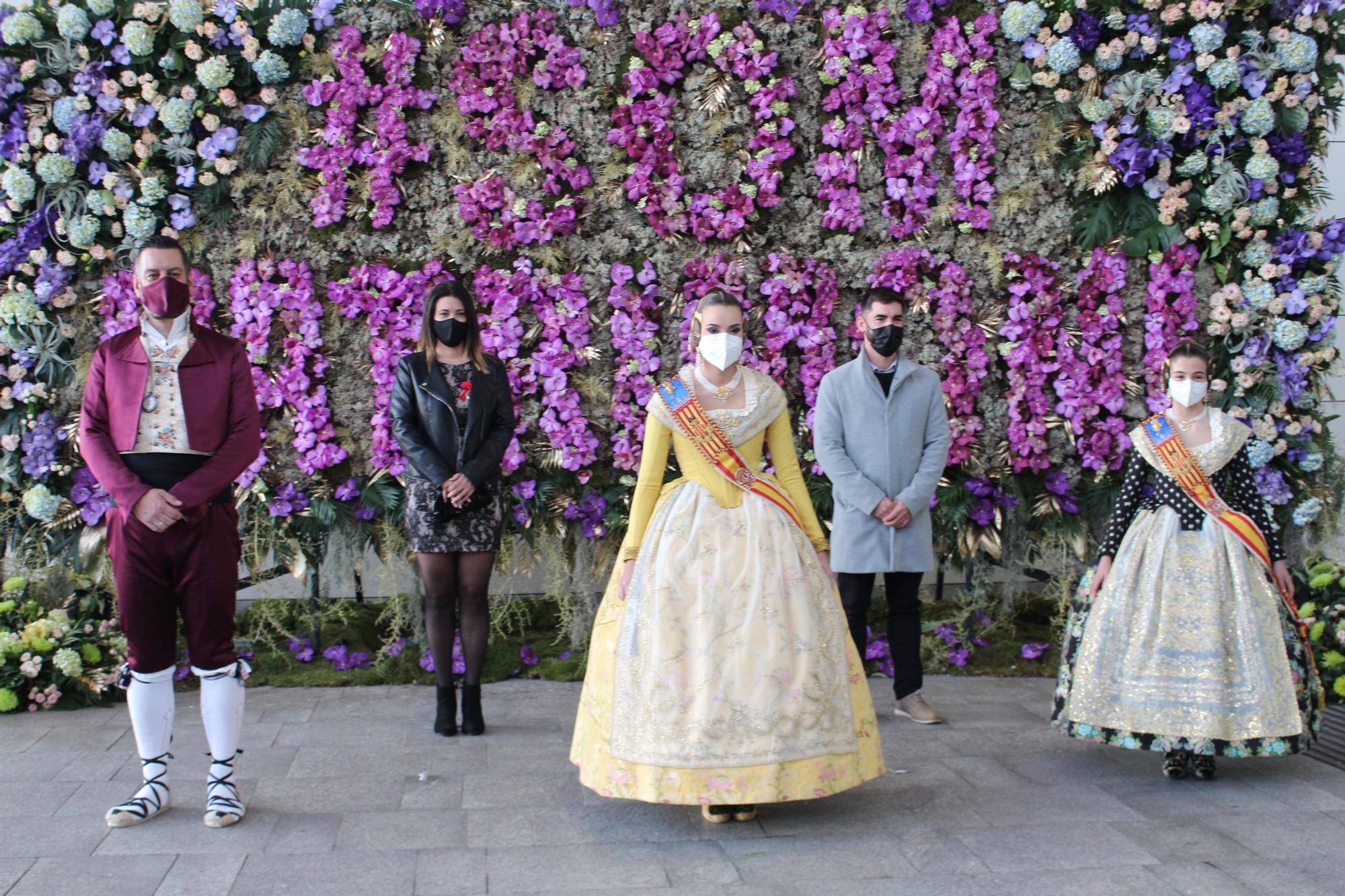 "Photocall" de las Juntas Locales Falleras en la Fiesta del Patrimonio