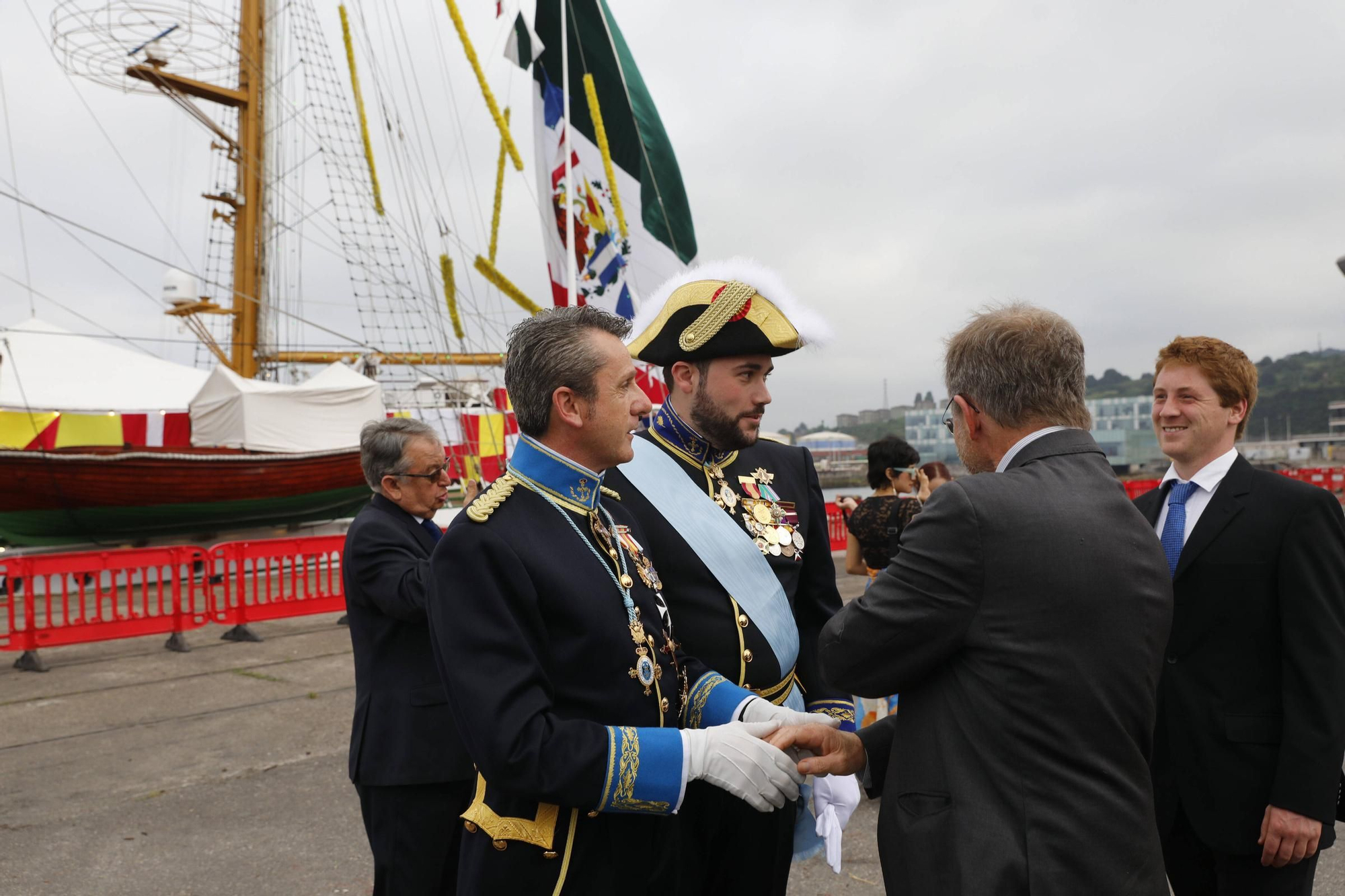 En imágenes: Así es el «Cuauhtémoc», el imponente barco de México que acaba de llegar a Gijón