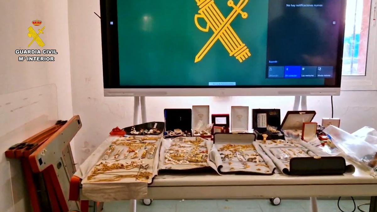 Desarticulada una banda de la Safor que robava en vivendes de la Marina Alta