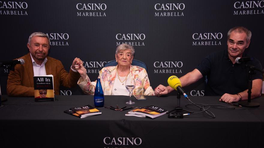 Rosa Tous presenta su libro “All In” en Casino Marbella