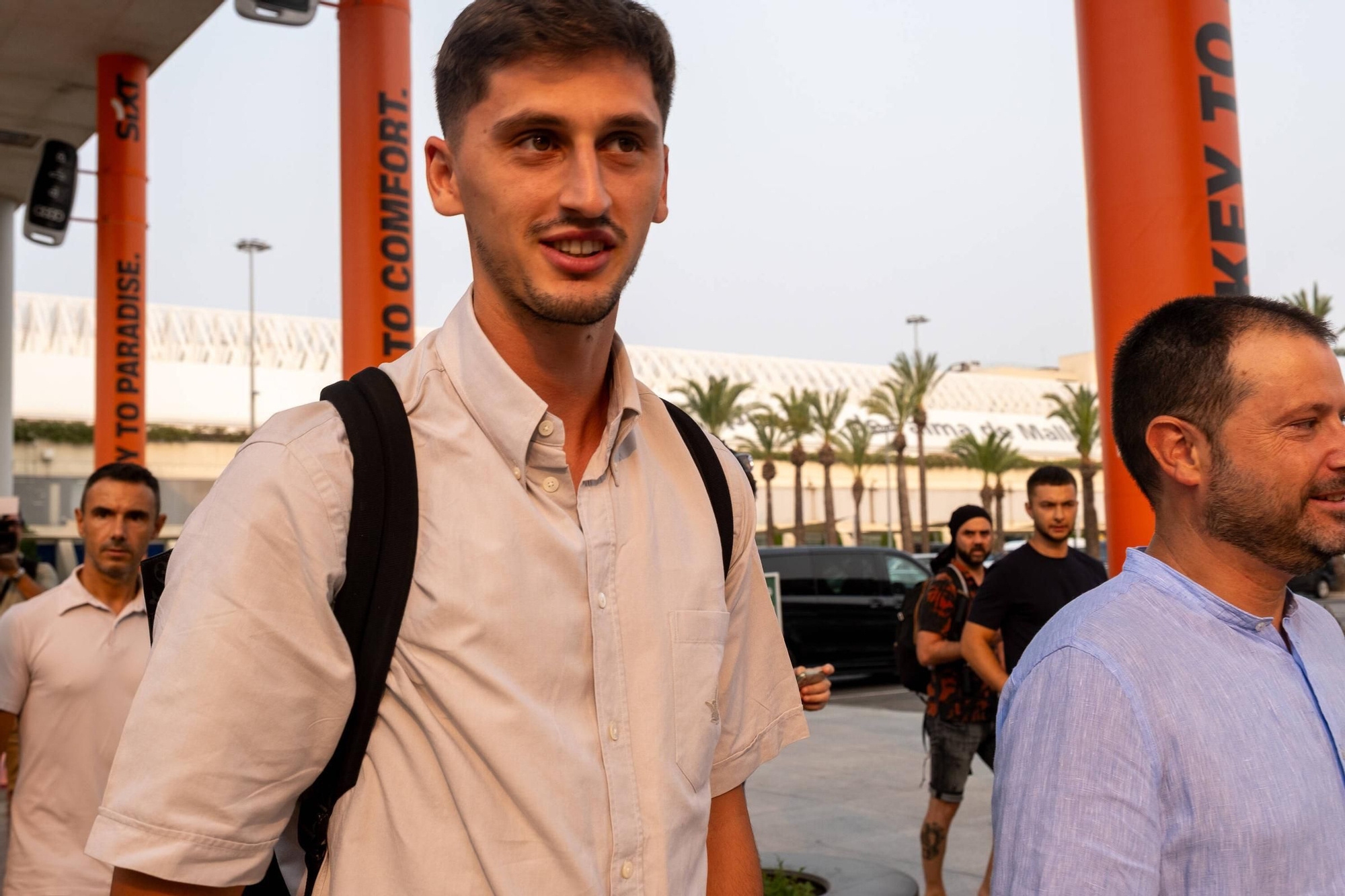 Kumbulla, nuevo fichaje del Mallorca, llega a Palma: "Me han transmitido confianza"