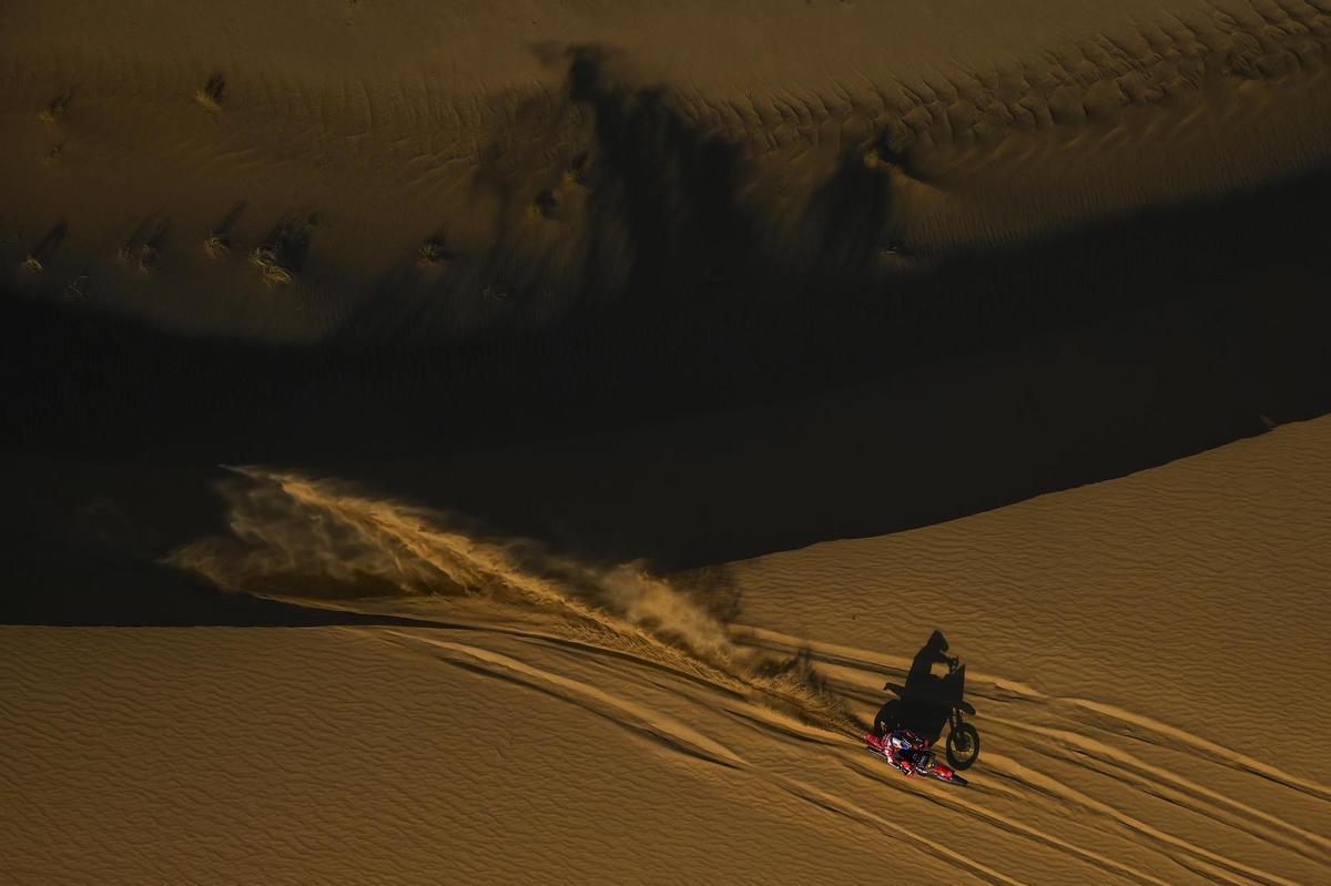 Tragèdia al Dakar: mor un mecànic de 20 anys després d’un accident