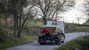Barcelona, 23/12/2025. Barcelona. Un juzgado investiga vertidos ilegales en un depósito de escombros en Seva, que causa problemas a los vecinos del entorno (estaremos allí Guillem y Jordi, hemos quedado con un vecino denunciante que vive en una urbanización próxima al vertedero. AUTOR: MANU MITRU