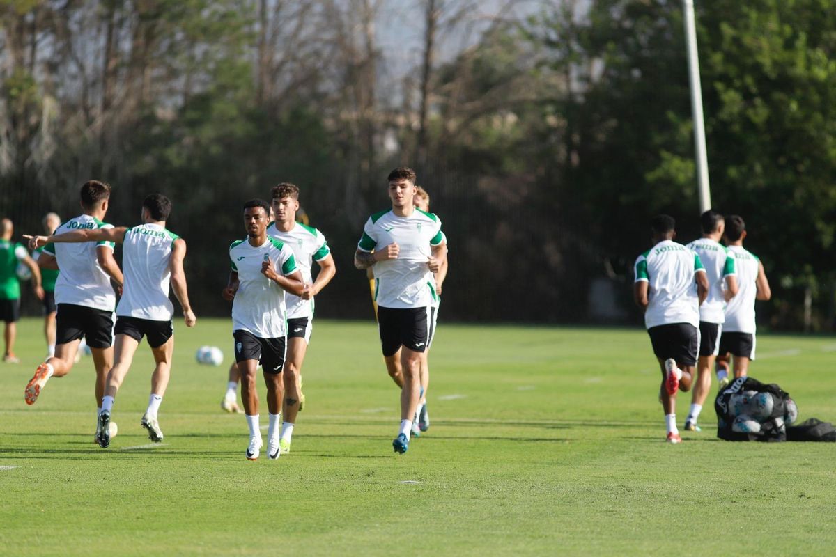 Dalisson, en el centro de la imagen, durante una sesión de pretemporada.