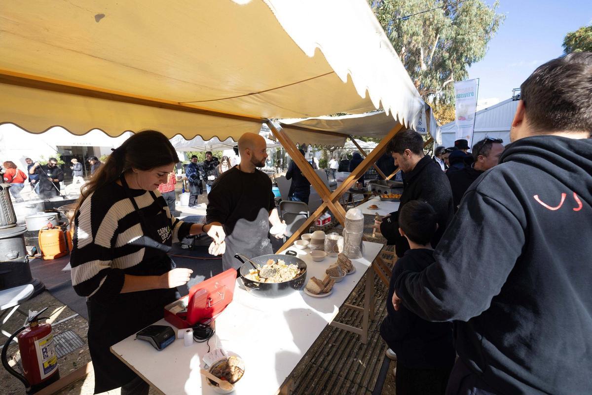 Todas las imágenes del concurso de tortilla de patata 'vermella' de Ibiza
