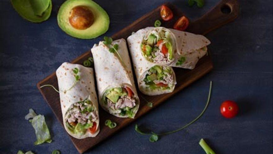 Flautas de pollo con aguacate