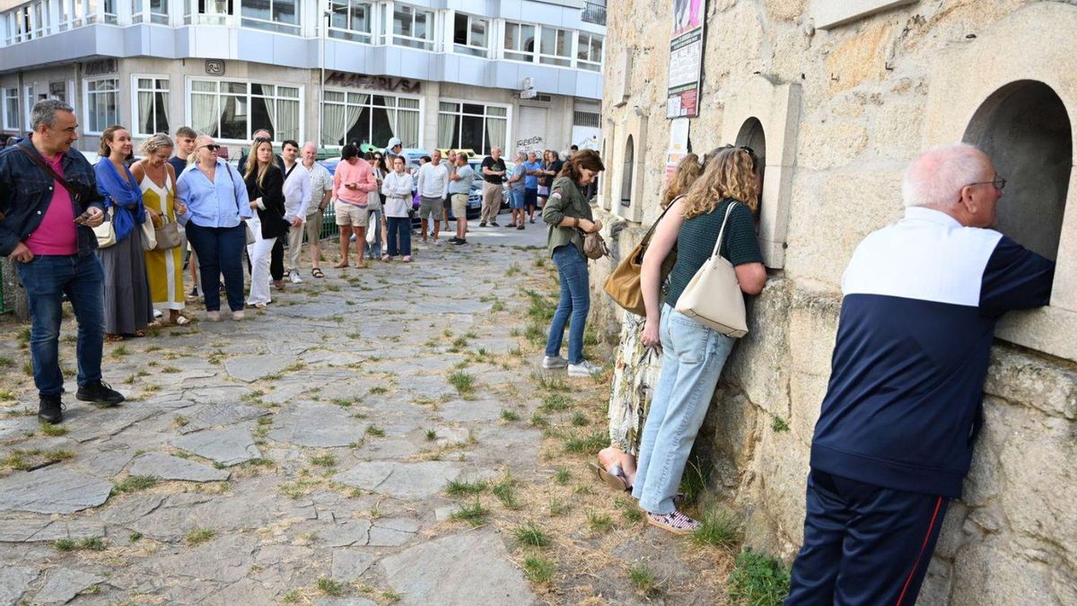 Venta de localizaciones sueltas en la plaza de toros de Pontevedra.
