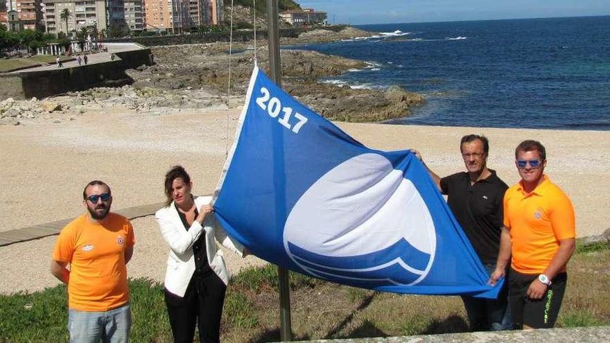 A Concheira estrena su primera bandera azul