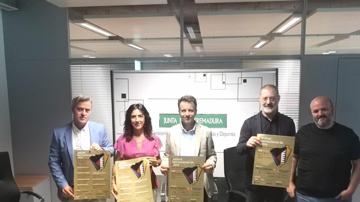 Esther Gutiérrez, en la presentación de la escuela.