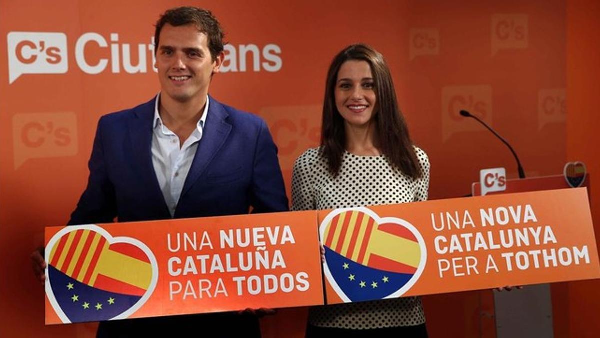 El exlíder de Ciudadanos, Albert Rivera, y la entonces cabeza de lista de Ciutadans para las autonómicas de Catalunya 2015, Inés Arrimadas.