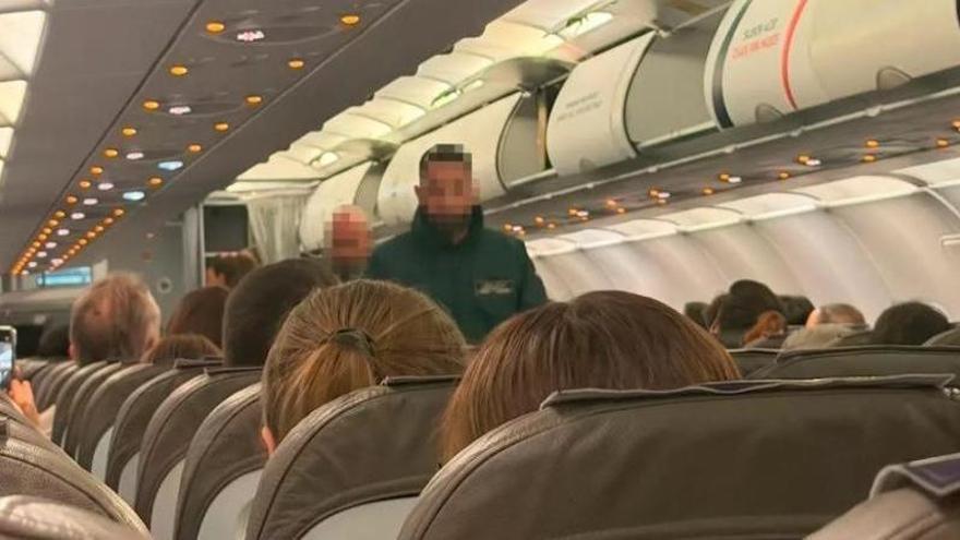 Krawall bei Anreise zum Bierkönig-Opening: Polizei erwartet Urlauber am Flughafen Mallorca