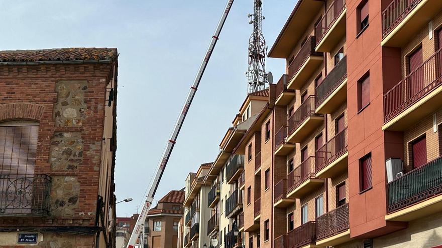 La falta de cobertura móvil en Benavente &quot;pendiente de resolver autorizaciones administrativas&quot;