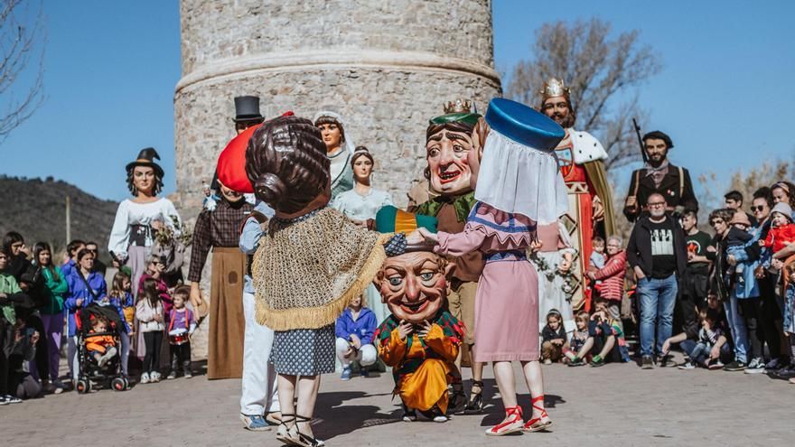 Sallent inicia amb l&#039;Alça&#039;t la celebració dels 40 anys del Ball de Nans