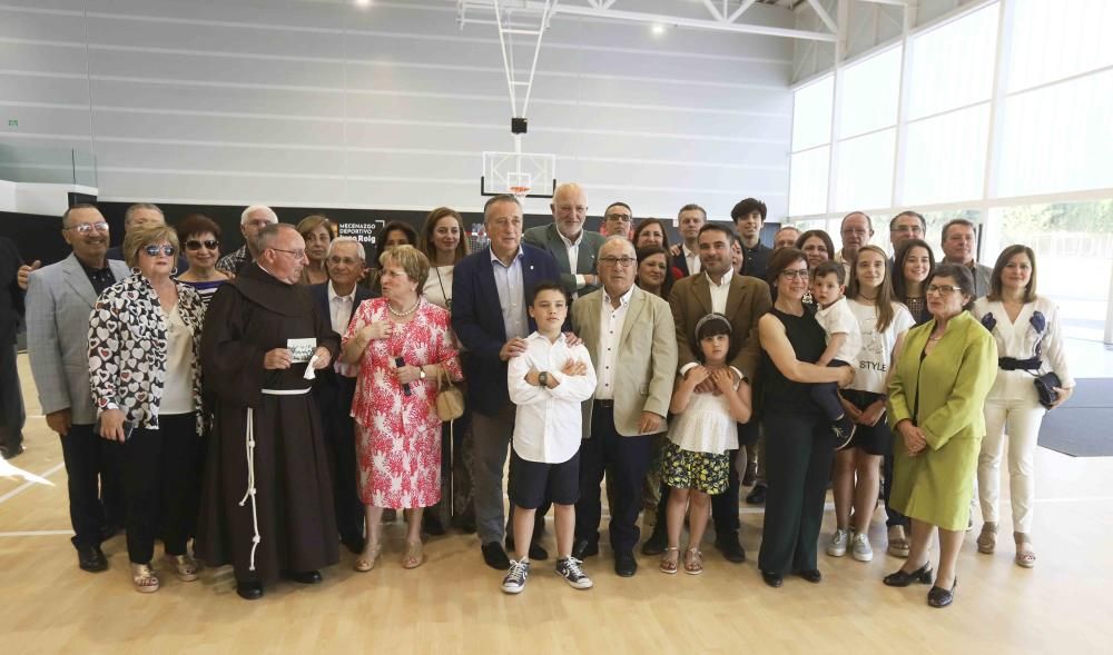 El colegio La Concepción de Ontinyent inaugura el pabellón sufragado por Juan Roig