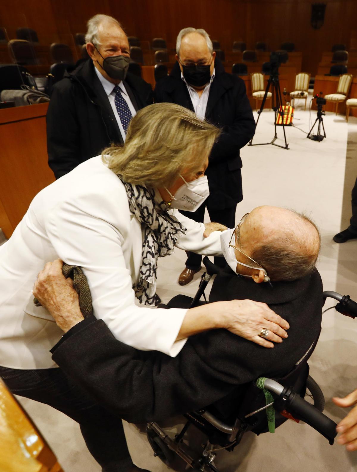 Así fue el reencuentro de presidentes autonómicos Así fue el reencuentro de presidentes autonómicos