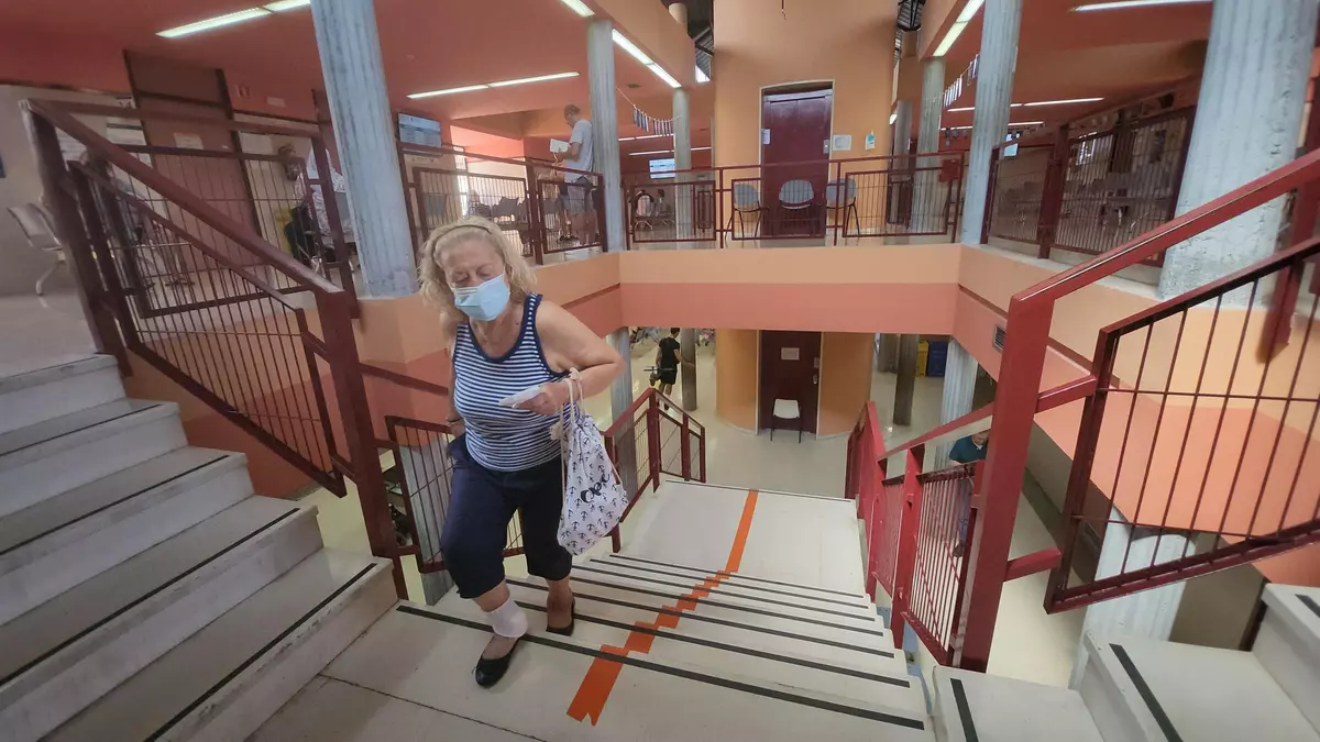 Un consultorio médico sin ascensor desde hace meses