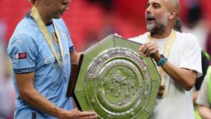 El City s’emporta el primer títol per penals contra el United