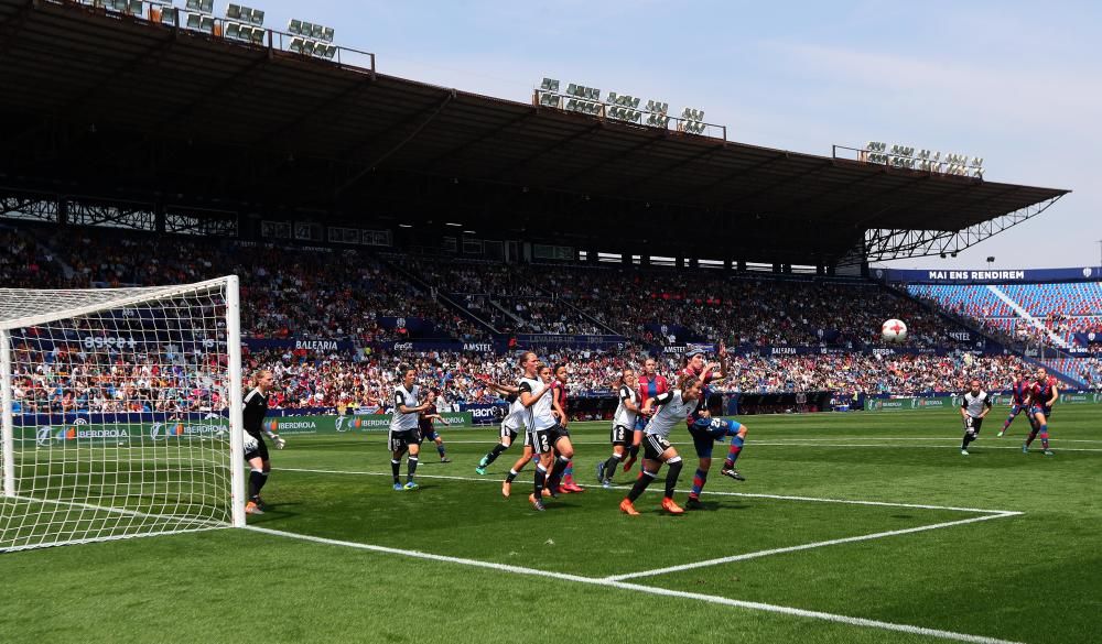 Derbi femenino en el Ciutat