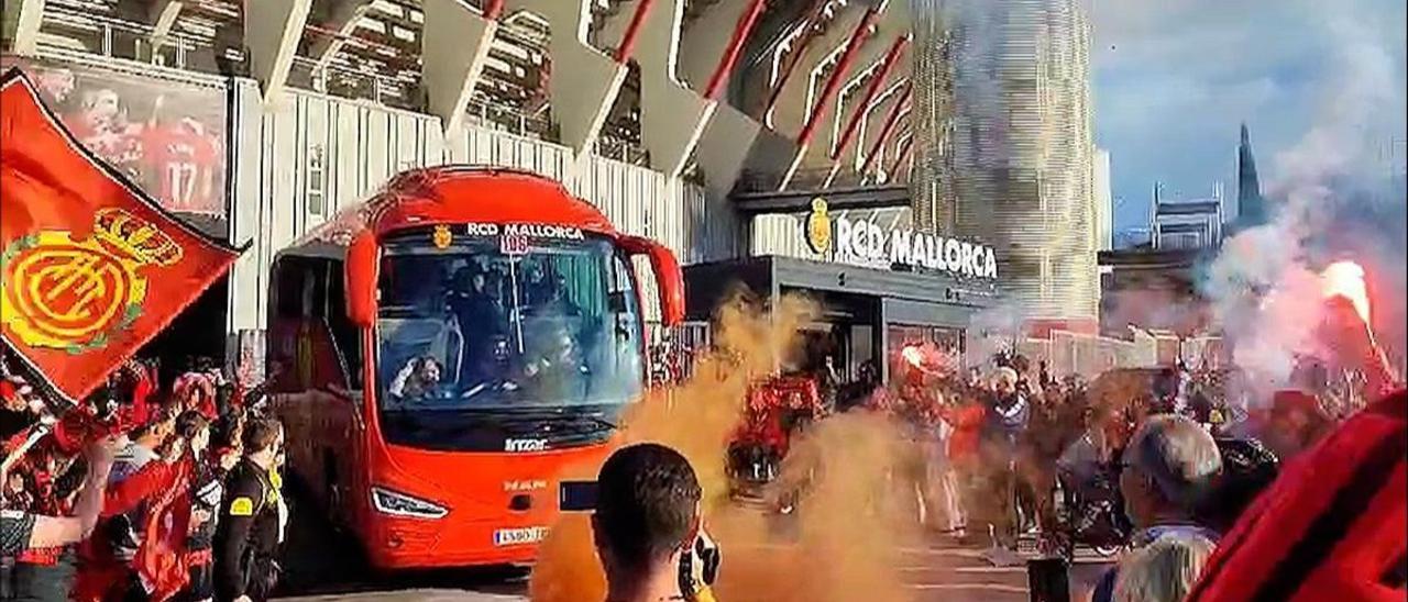 ¡Envíanos tu foto apoyando al Mallorca en la final de la Copa del Rey!