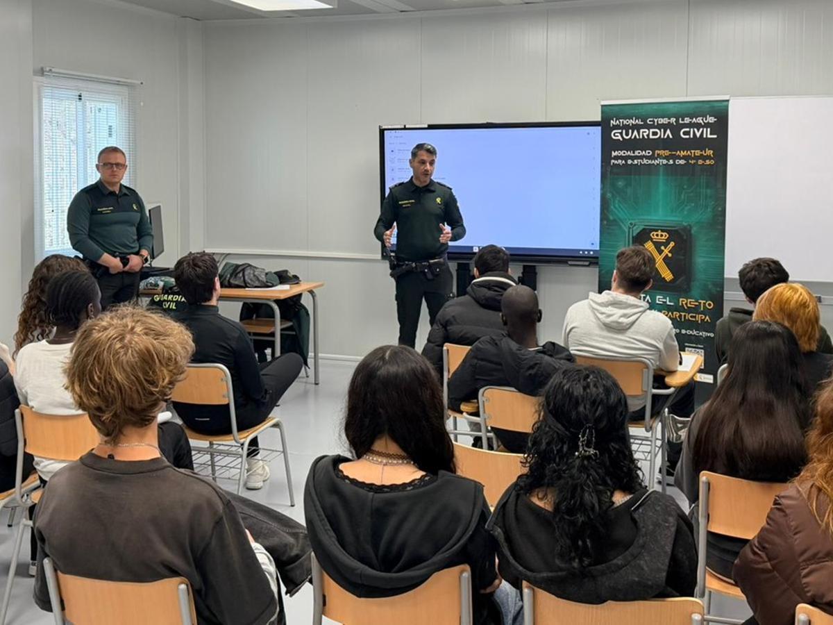 Inicio de la Ciberliga de la Guardia Civil en Alicante.
