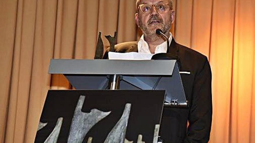 Ramon Besa, quan va rebre el premi Regió7 de Comunicació