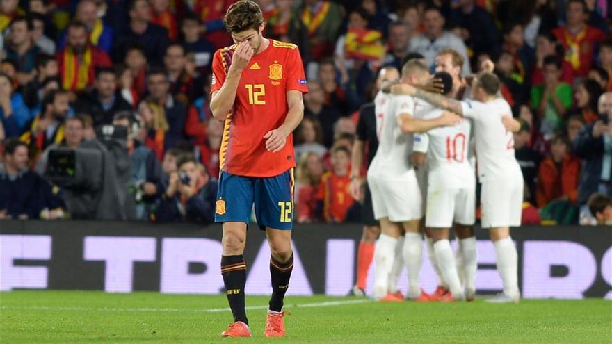 Inglaterra devuelve el golpe a España (2-3)