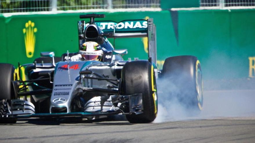 Hamilton aconsegueix la &#039;pole&#039; a Mont-real