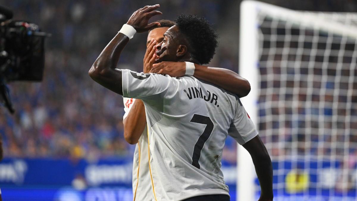 Vinicius se encaró con la grada