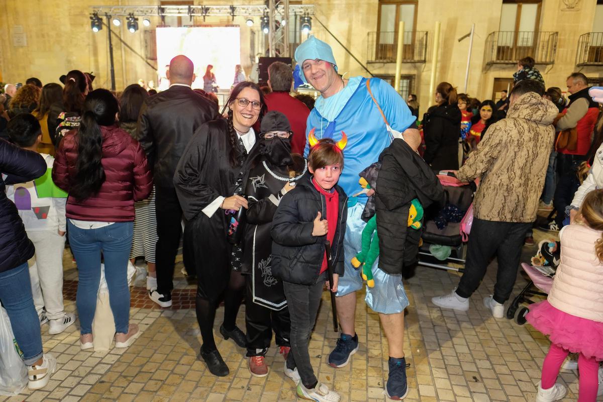 Los disfraces más originales de los carnavales de Elche