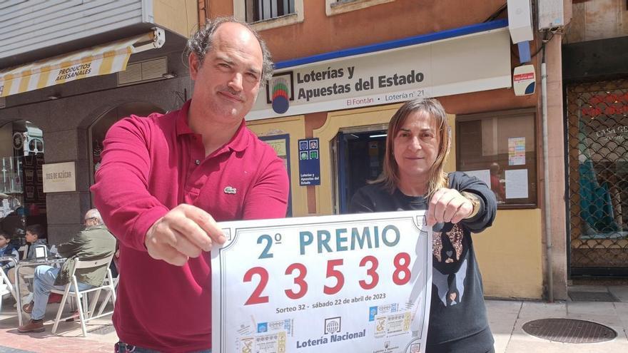 El sorteo de la Lotería deja 480.000 euros en Oviedo: &quot;La mayor satisfacción es que está muy repartido&quot;