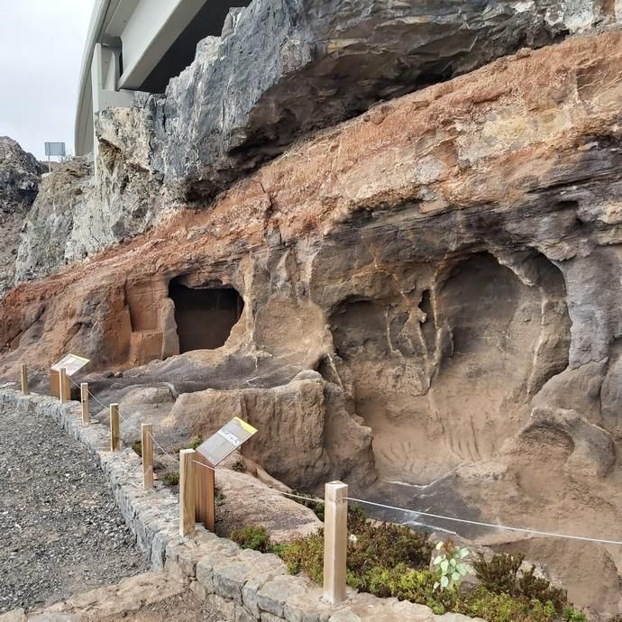 El arreglo del camino real del noroeste destapa un cementerio de 1.000 años