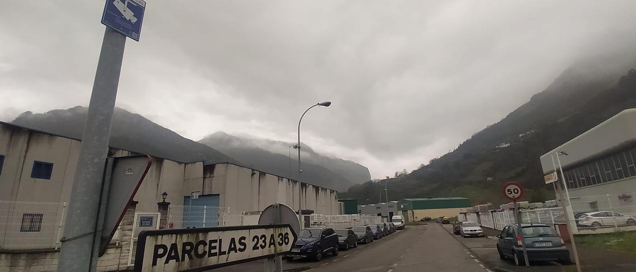 Zona vigilada con cámaras en el polígono de Baíña.