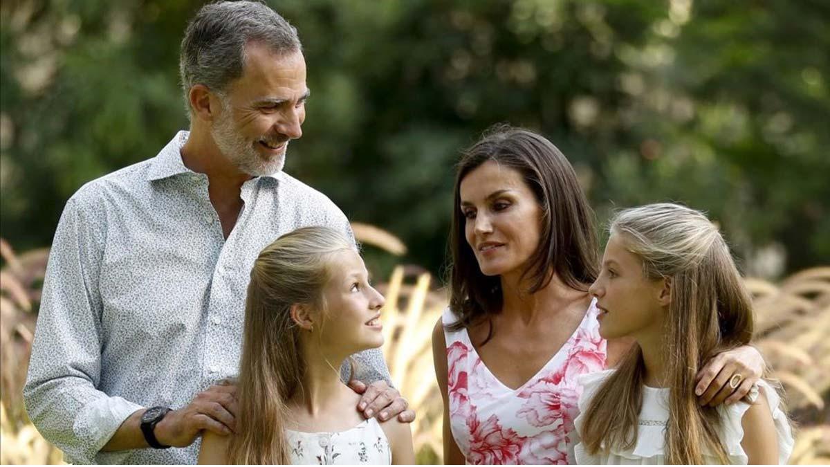 Felipe VI: "Lo mejor es encontrar una solución antes de ir a otras elecciones"