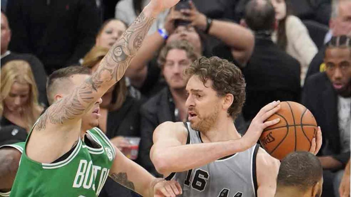 Pau Gasol contribuyó al triunfo de los Spurs