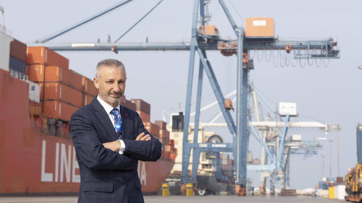 Francisco Toledo, en las instalaciones de PortCastelló.